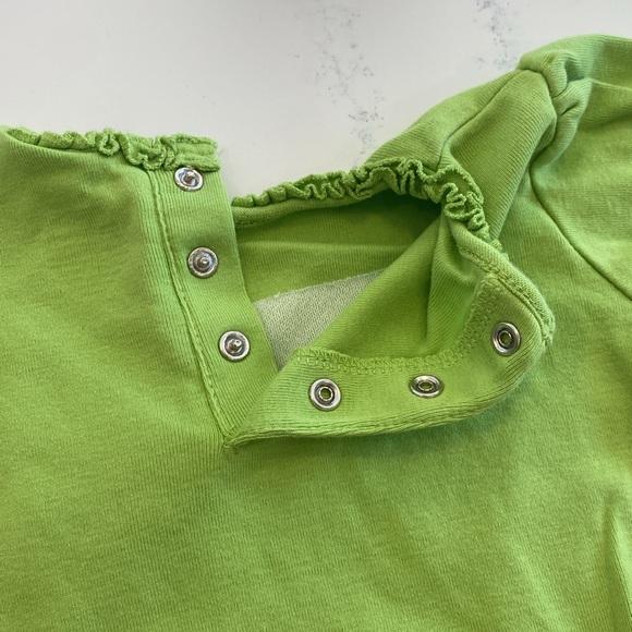 Green long sleeve onesie with cute embroidery 6-9 months - Picture 6 of 6